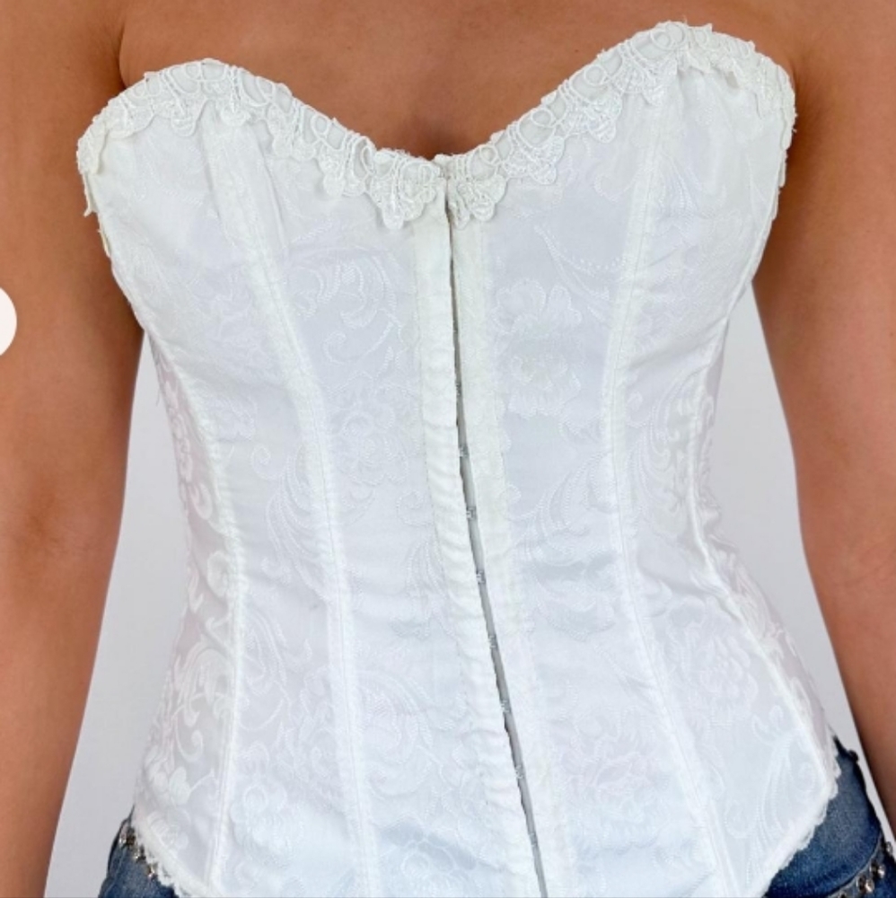 Vintage Fredericks of Hollywood White Corset by Bridal Empire Intimates - Picture 2 of 7